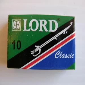Bulk pack of 100 Lord Super Stainless blades for classic double edge safety razors.