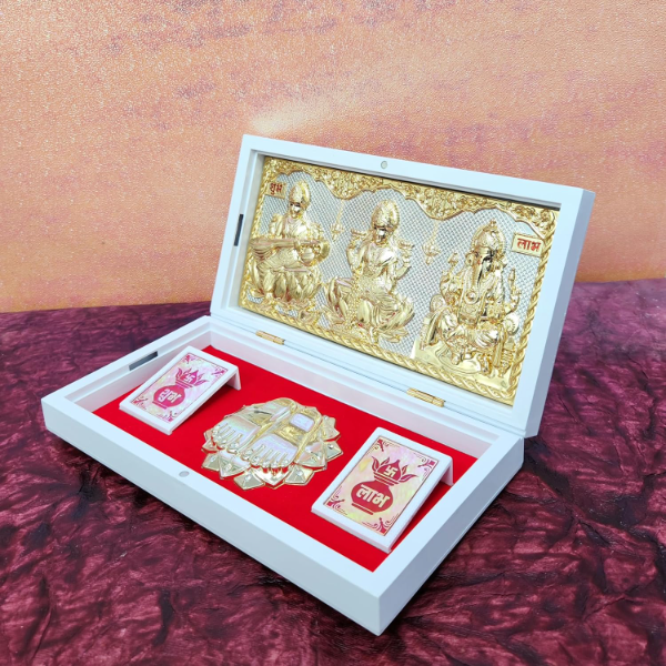 ARNAVIRA Gold-Plated Lakshmi Ganesh Saraswati Photo Frame with Charan Paduka – Pocket Temple Puja Box for Diwali, Housewarming & Meaningful Gifting - Image 2