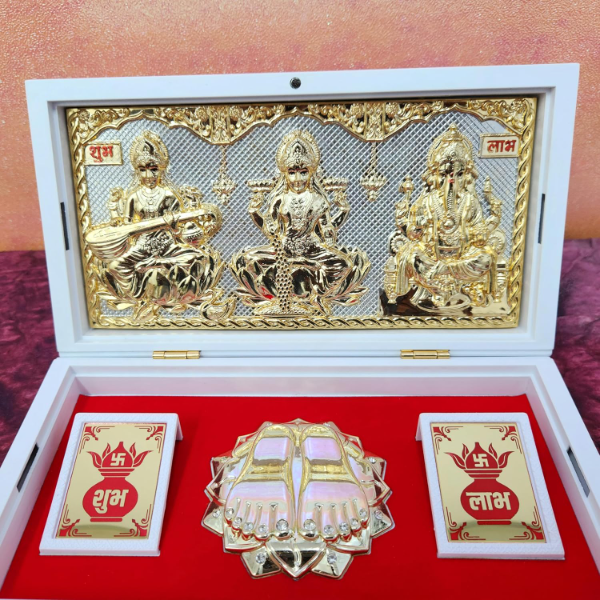 ARNAVIRA Gold-Plated Lakshmi Ganesh Saraswati Photo Frame with Charan Paduka – Pocket Temple Puja Box for Diwali, Housewarming & Meaningful Gifting - Image 3