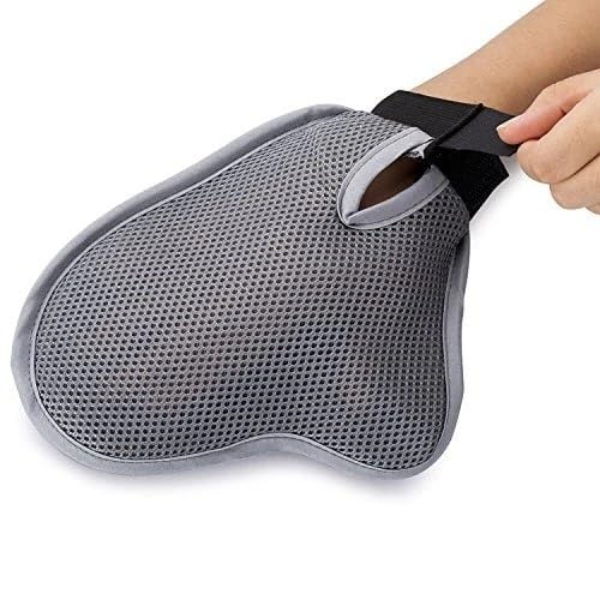 Pet Grooming Gloves for Dogs, Horses & Cattle – Deshedding Rubber Brush for Bath & Massage – Wet/Dry Use - Image 4