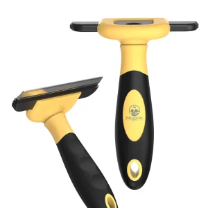The Social Pets Deshedding Comb for Dogs & Cats – Grooming Brush to Reduce Shedding & Pet Hair Mess at Home
