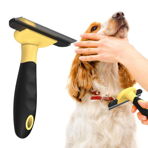 The Social Pets Deshedding Comb for Dogs & Cats – Grooming Brush to Reduce Shedding & Pet Hair Mess at Home - Image 4