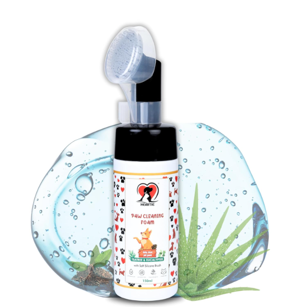HEARTIE Waterless Paw Cleaner Foam for Dogs & Cats – No-Rinse Paw Cleansing Foam with Aloe Vera, Tea Tree, Eucalyptus & Glycerine | Gentle pH-Balanced Paw Wash for Small & Large Pets | Paraben-Free 150ml