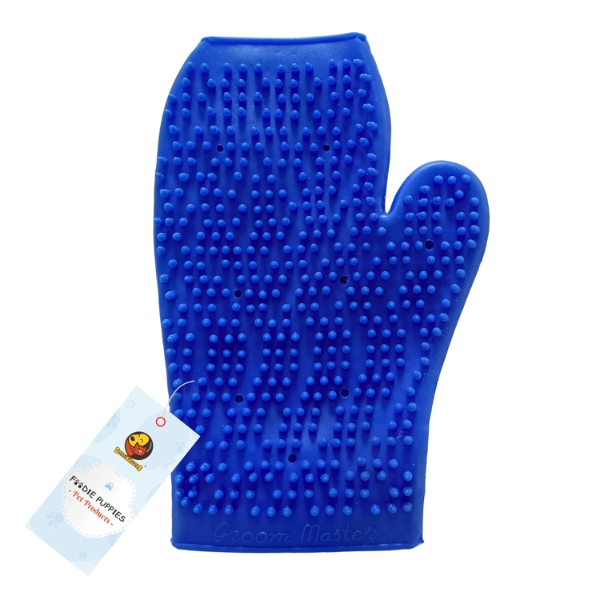 Foodie Puppies Pet Grooming Glove – Gentle Bathing, Deshedding & Massage Mitt for Dogs, Cats, Rabbits & Horses – Hair Removal & Comfort Glove – 1 Pack (Color May Vary)